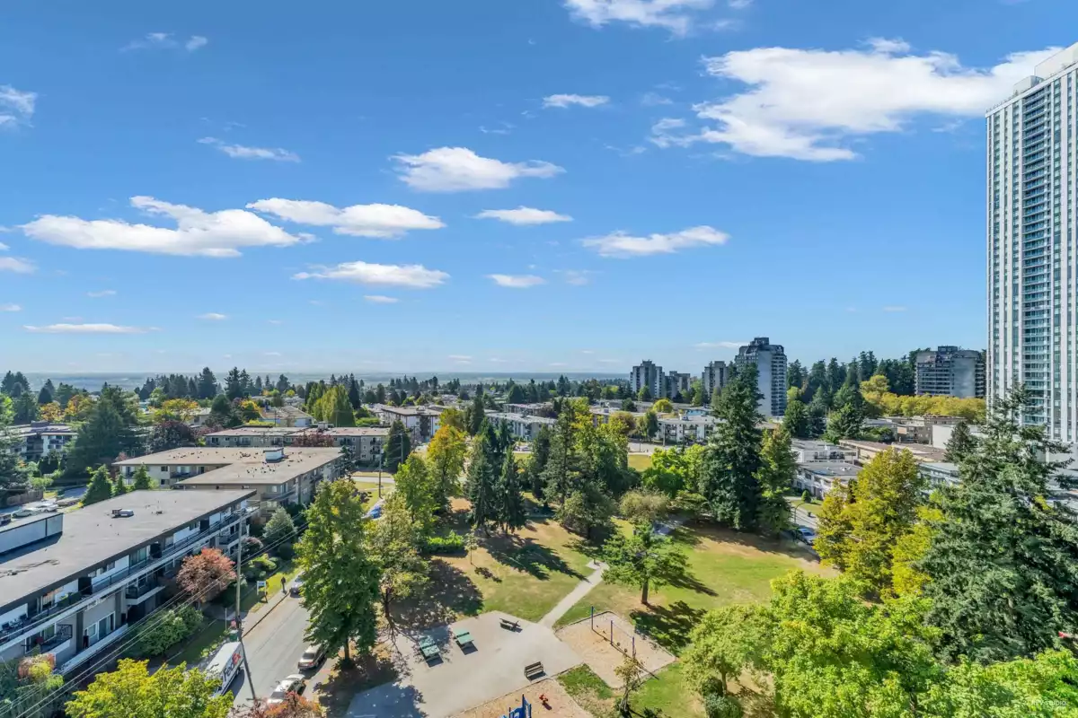Mudroom Photo of 1105 6463 Silver Avenue, Burnaby, BC