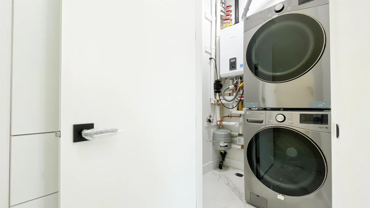 Laundry Room Photo of 5169 57 Street, Ladner, BC