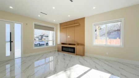 Walk-In Closet Photo of 5169 57 Street, Ladner, BC