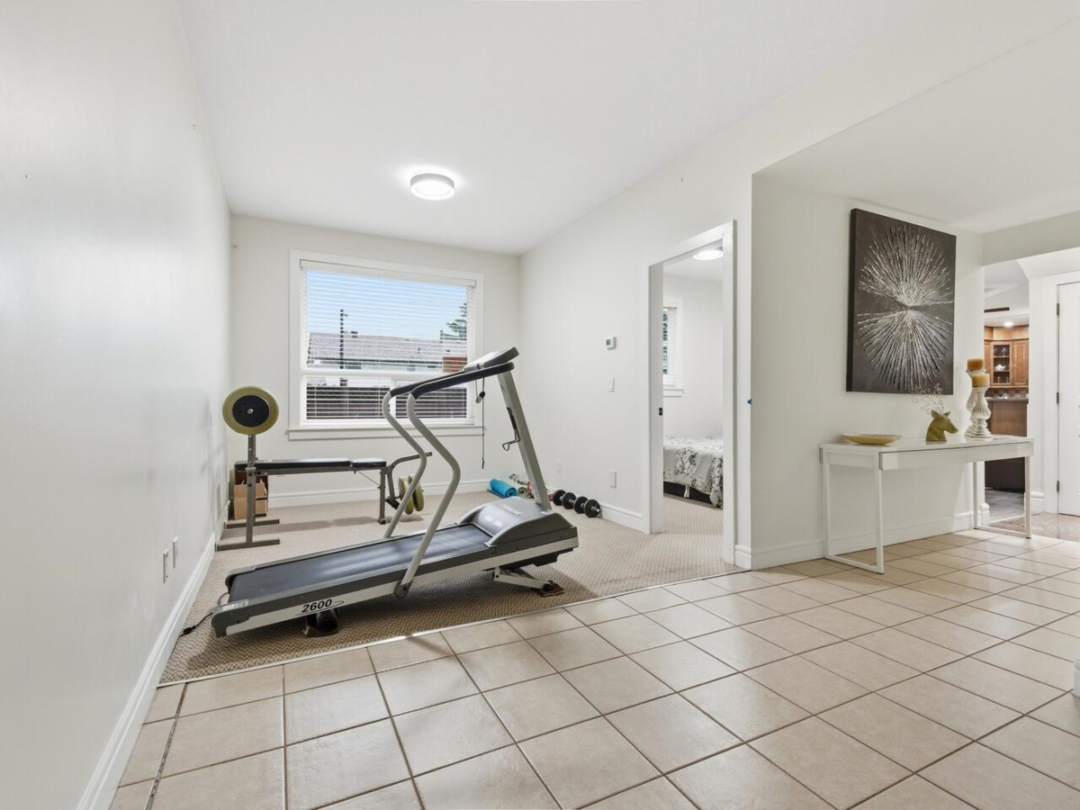 Hallway Photo of 7855 112a Street, Delta, BC