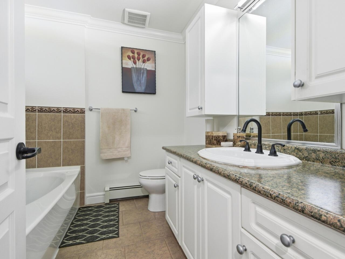 Loft / Bonus Room Photo of 7855 112a Street, Delta, BC