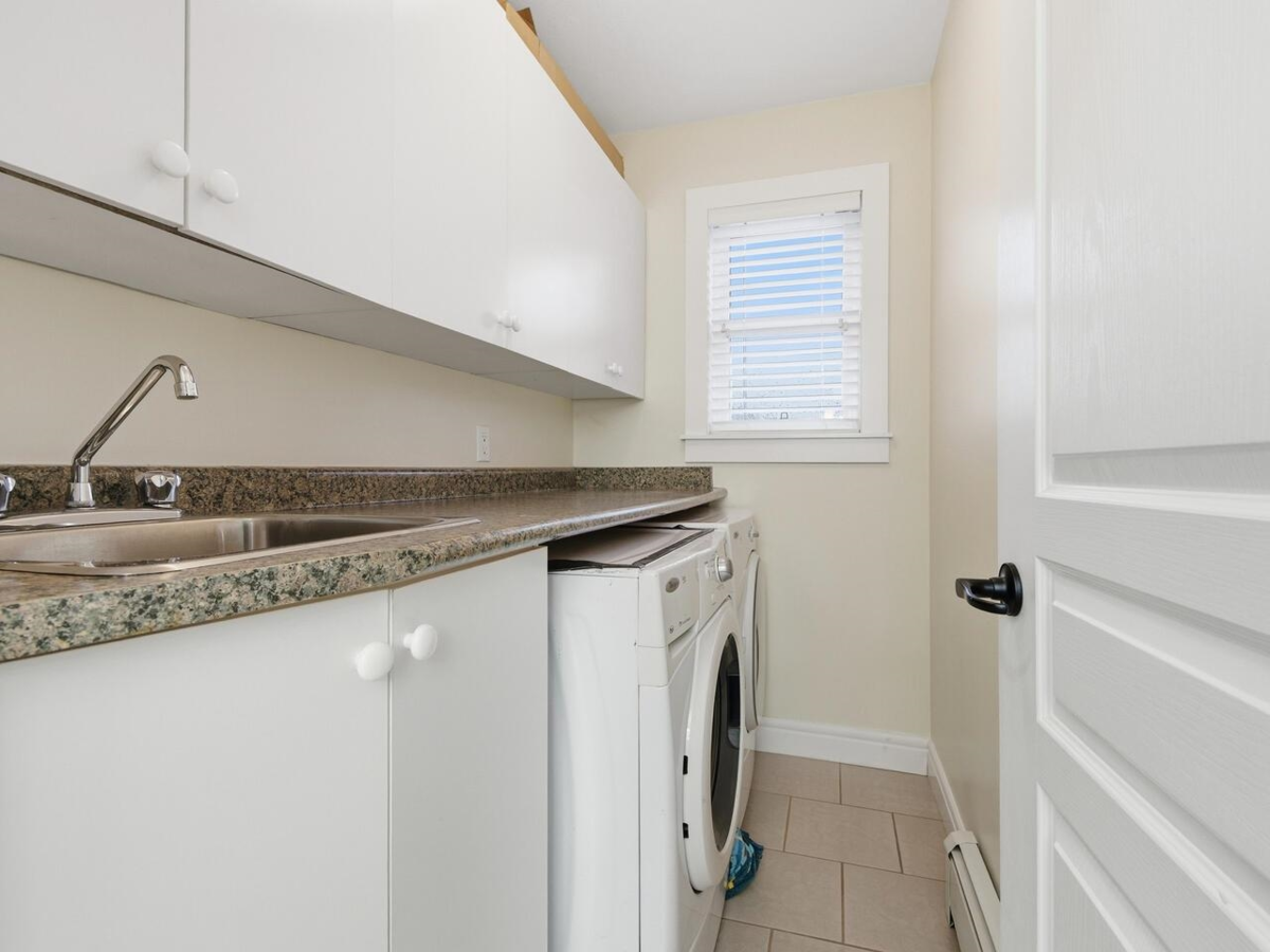 Mudroom Photo of 7855 112a Street, Delta, BC