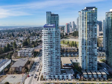 607 5051 Imperial Street, Burnaby, BC, Burnaby — Apartment/Condo for sale