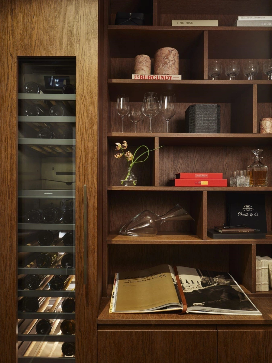 Walk-In Closet Photo of 3006 1277 Hornby Street, Vancouver, BC