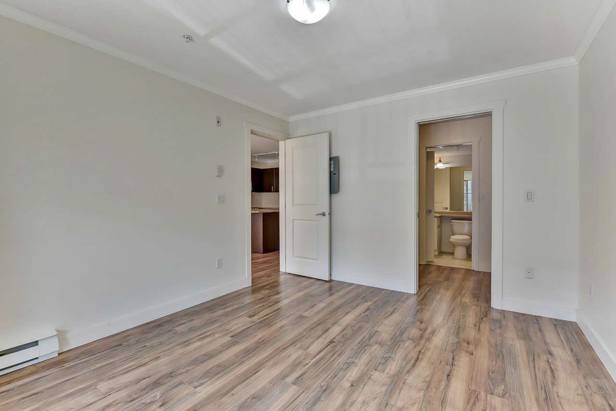 Guest Bathroom Photo of 214 45567 Yale Road, Chilliwack, BC