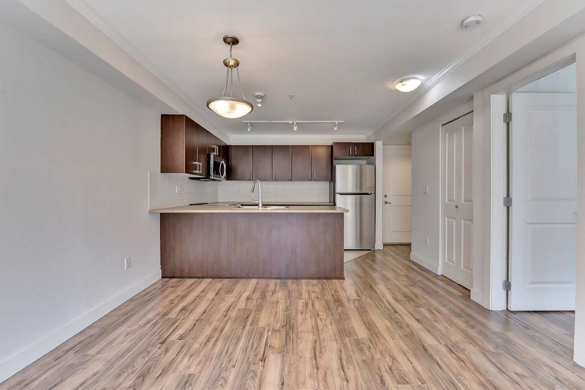 Kitchen Island Photo of 214 45567 Yale Road, Chilliwack, BC