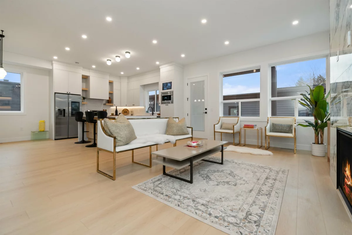Dining Area Photo of 7 45141 Watson Road, Chilliwack, BC