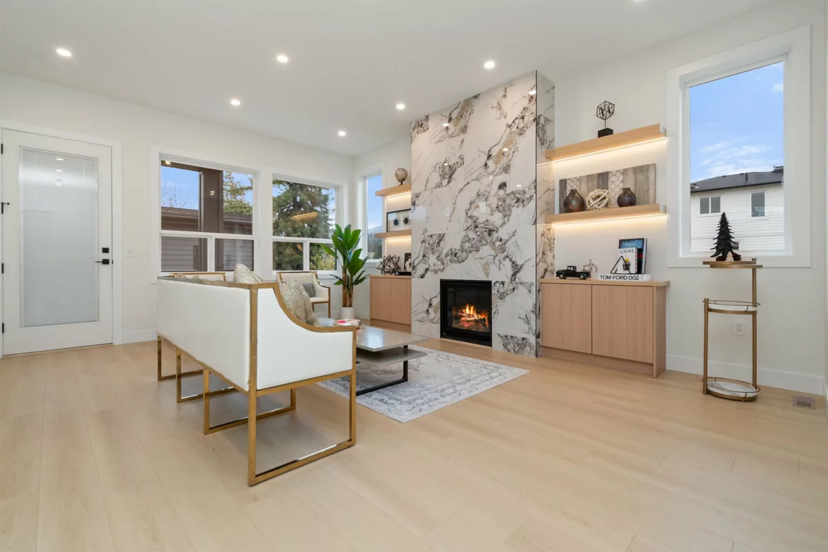 Living Room Photo of 7 45141 Watson Road, Chilliwack, BC