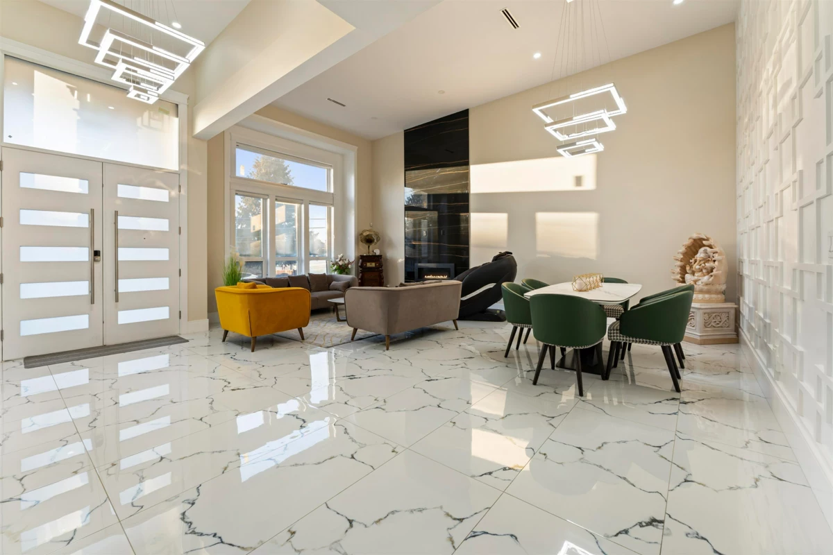 Living Room Photo of 8020 114 Street, Delta, BC