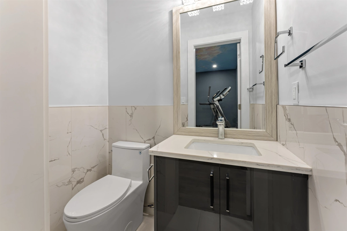 Swimming Pool Photo of 8020 114 Street, Delta, BC