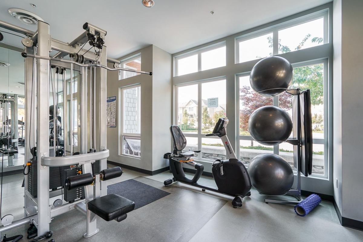 Outdoor Kitchen Photo of 91 5551 Admiral Way, Delta, BC
