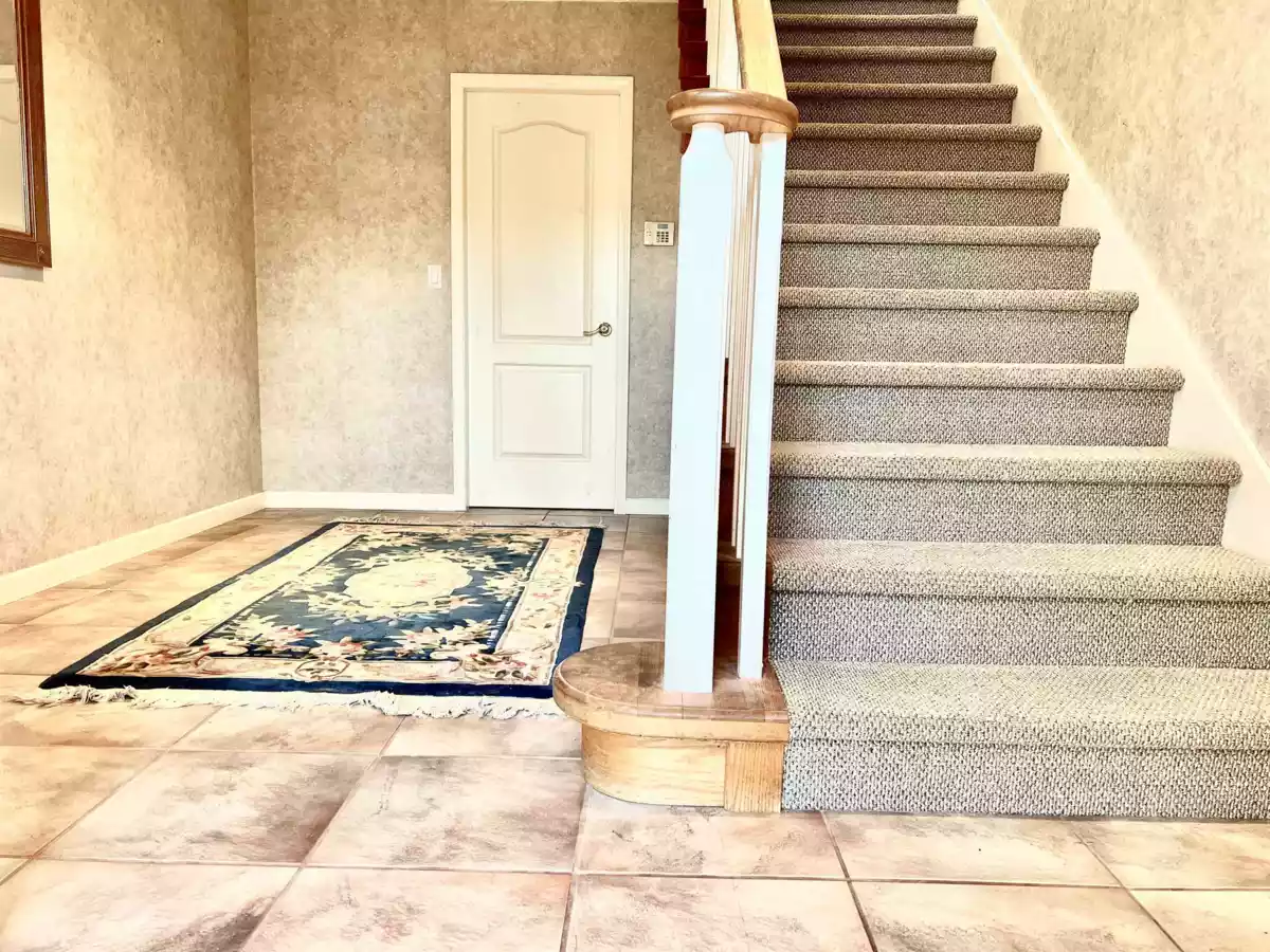 Dining Area Photo of 16160 14b Avenue, Surrey, BC
