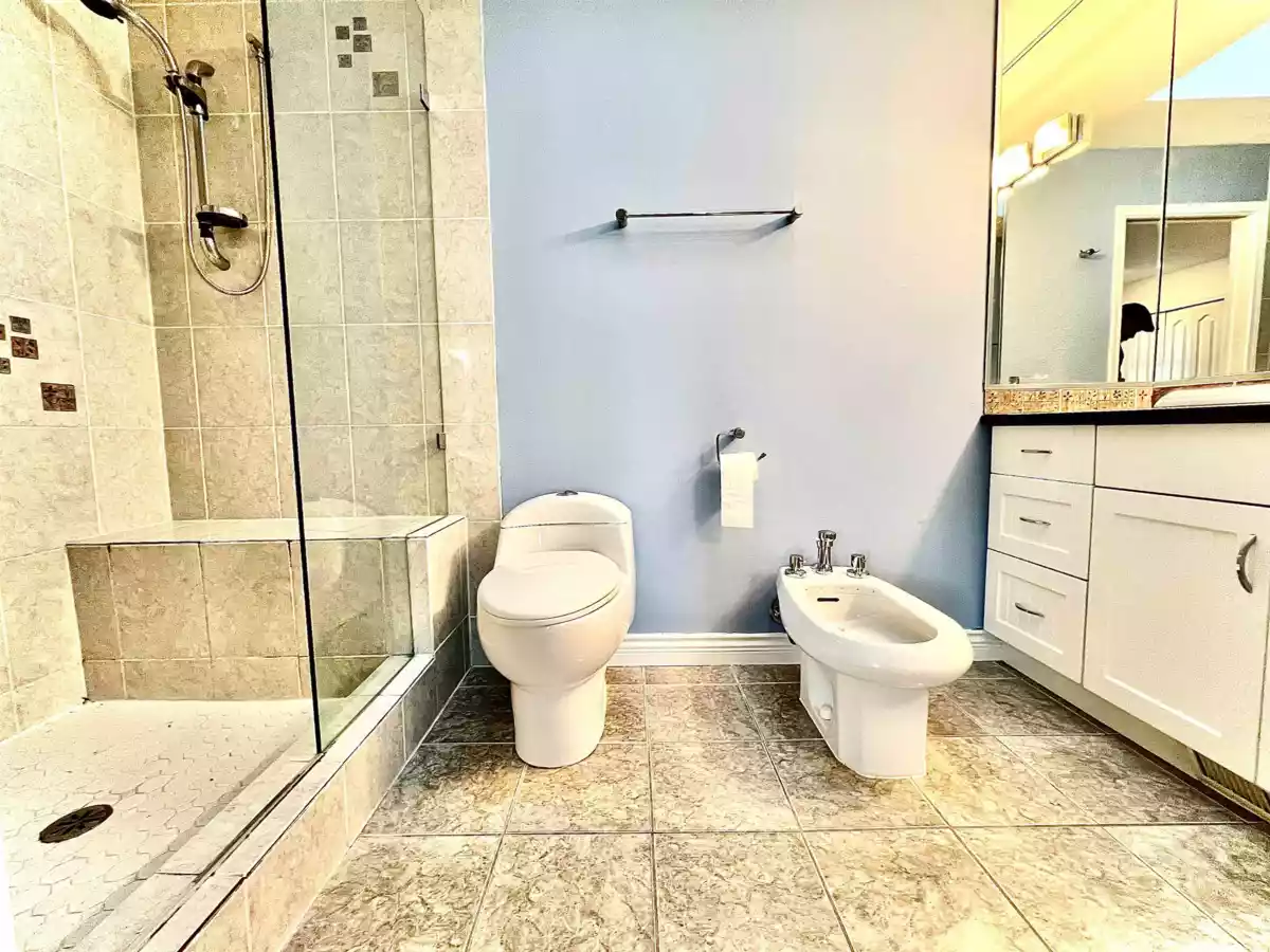 Laundry Room Photo of 16160 14b Avenue, Surrey, BC