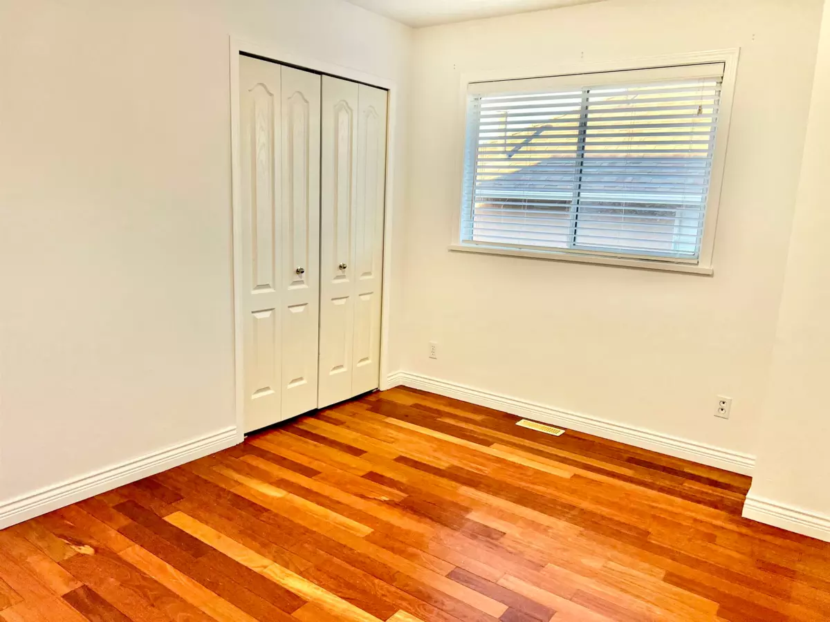 Office / Den Photo of 16160 14b Avenue, Surrey, BC