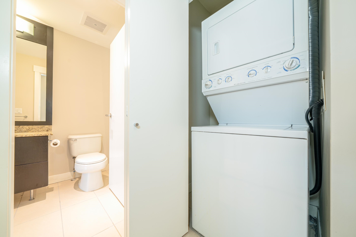 Powder Room Photo of 2902 7088 18th Avenue, Burnaby, BC