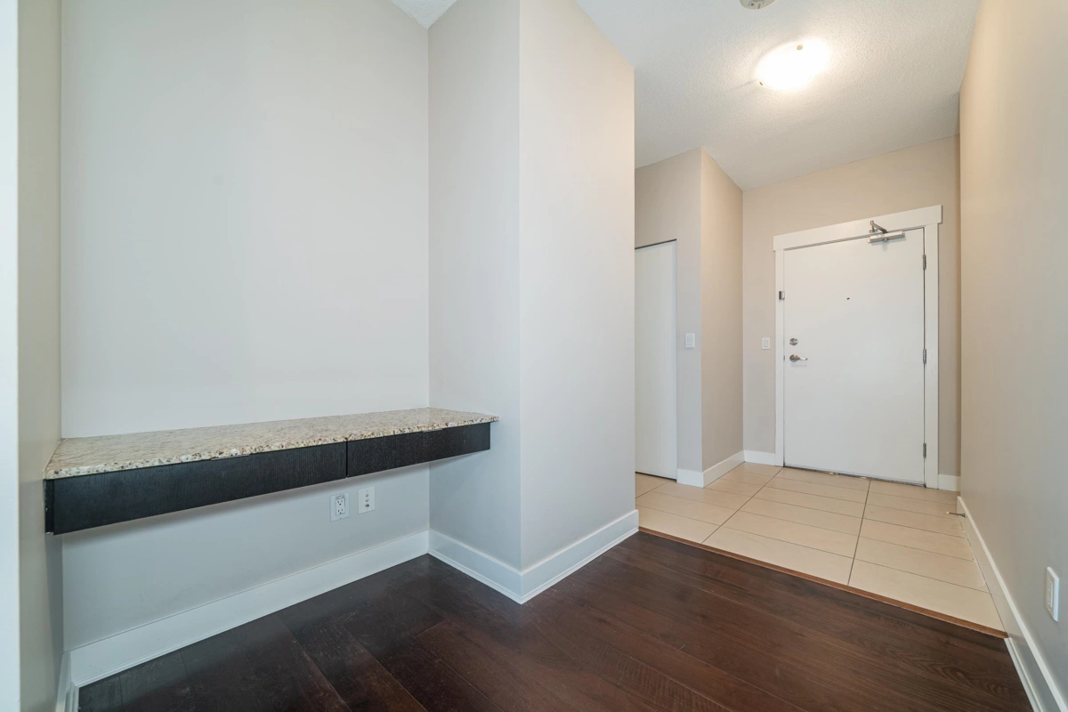 Walk-In Closet Photo of 2902 7088 18th Avenue, Burnaby, BC