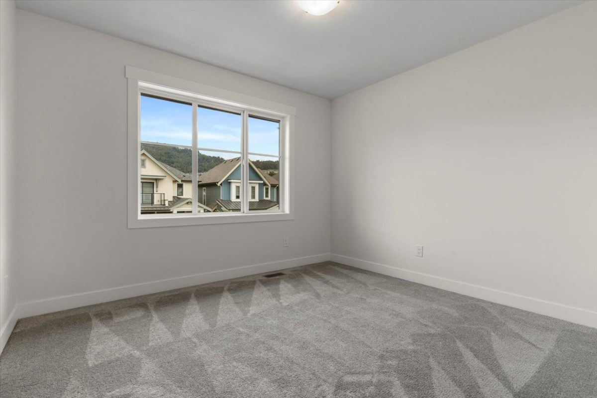 Garage Interior Photo of 114 46211 Promontory Road, Chilliwack, BC