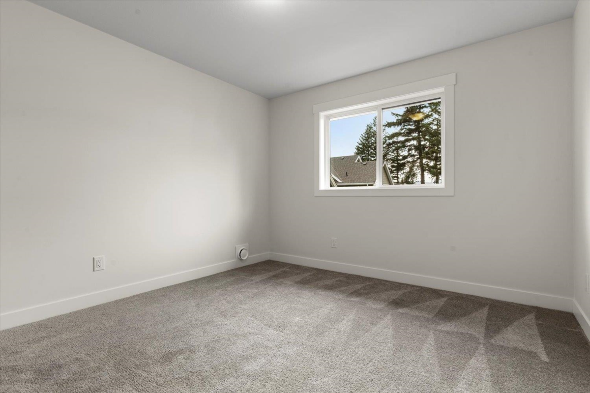 Staircase Photo of 114 46211 Promontory Road, Chilliwack, BC