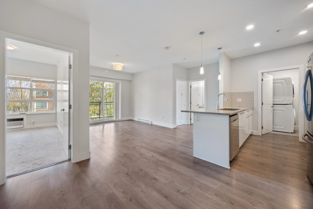 Kitchen Photo of 208 5485 Brydon Crescent, Langley, BC
