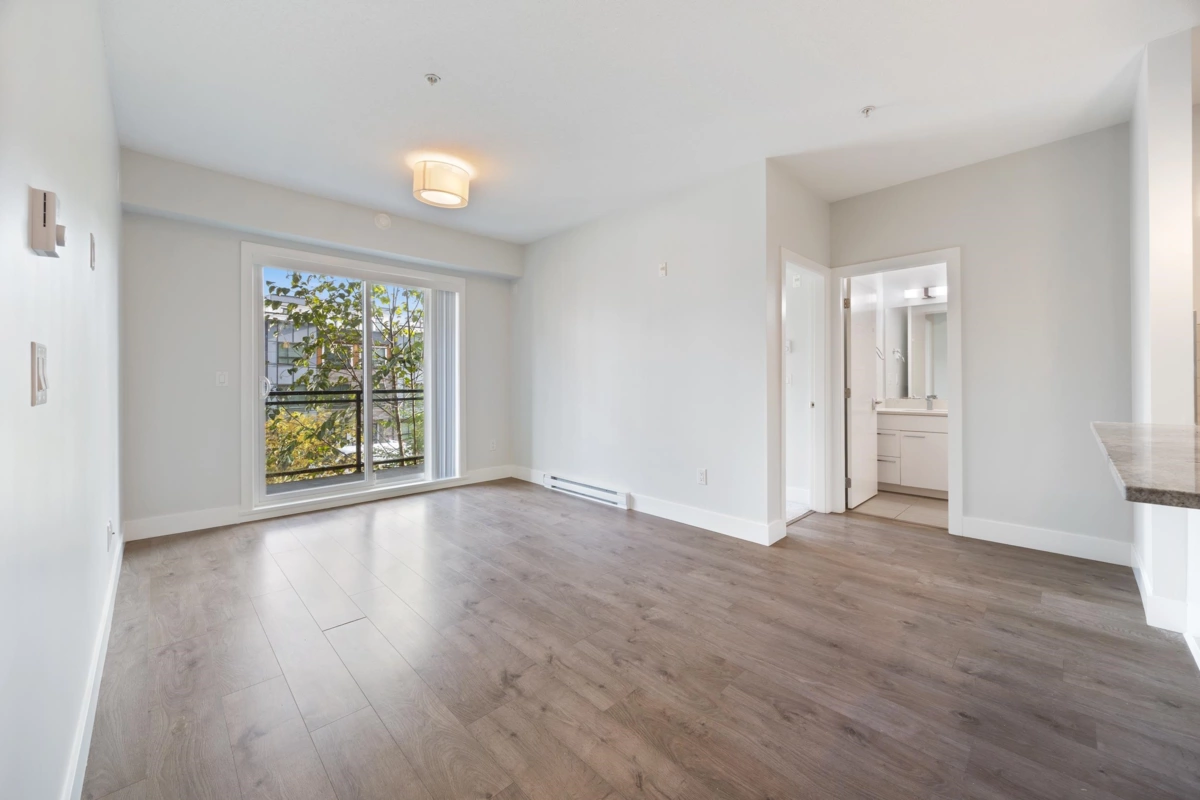 Primary Bathroom Photo of 208 5485 Brydon Crescent, Langley, BC