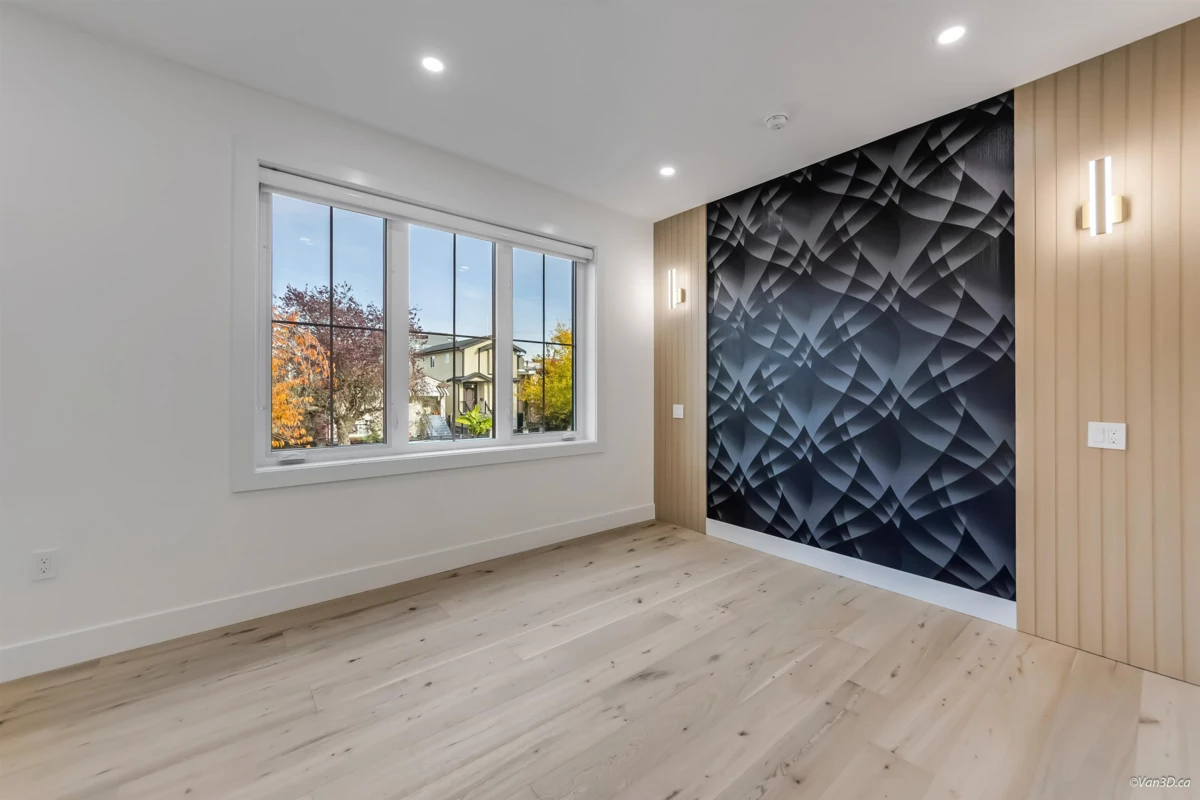 Guest Bathroom Photo of 1 150 E 51 Avenue, Vancouver, BC