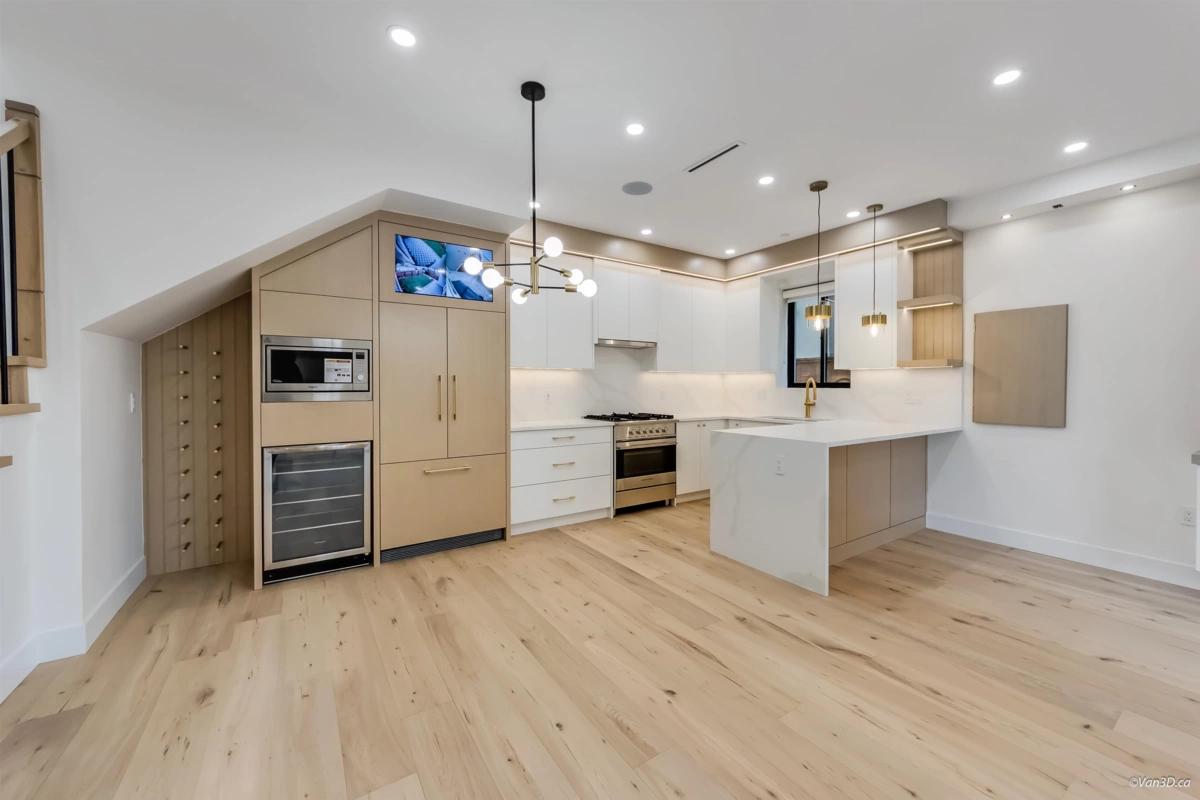 Kitchen Photo of 1 150 E 51 Avenue, Vancouver, BC