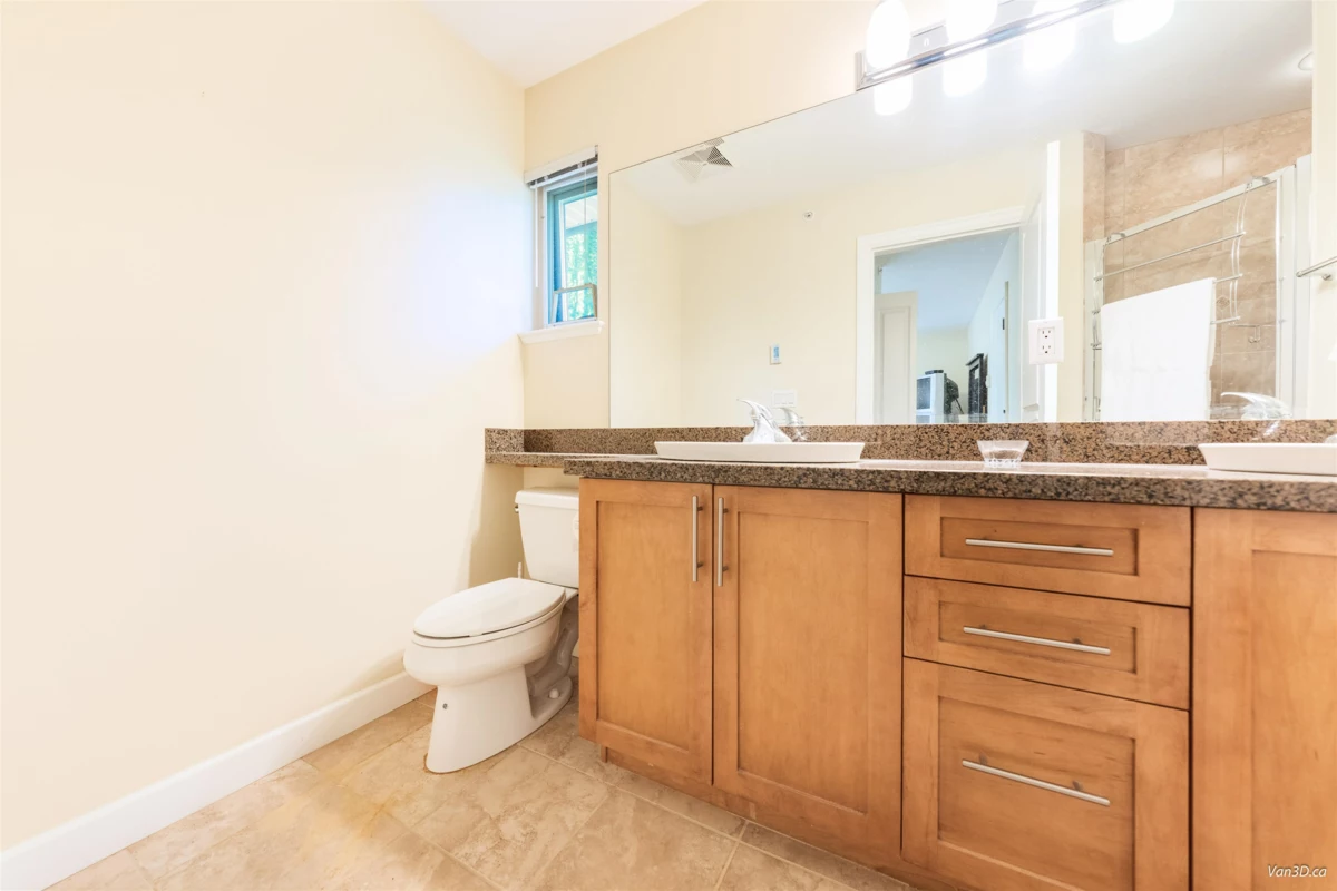Garage Interior Photo of 15 3150 Sunnyhurst Road, North Vancouver, BC