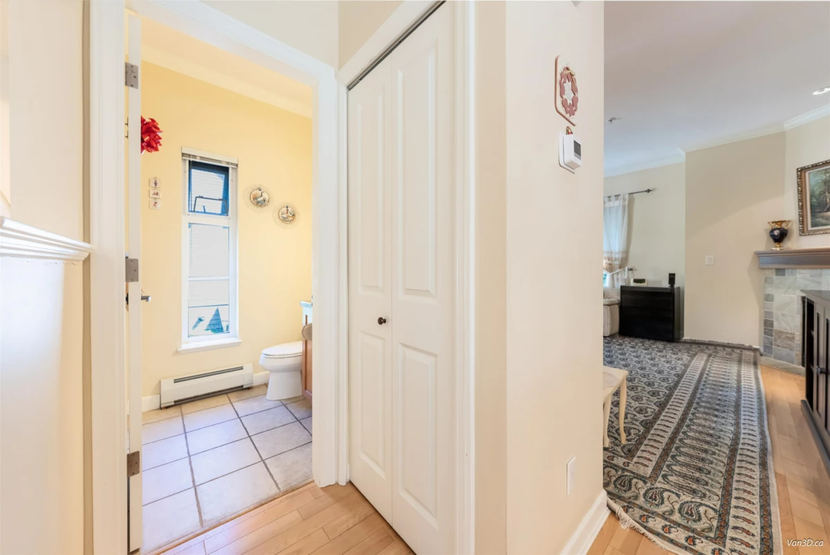 Laundry Room Photo of 15 3150 Sunnyhurst Road, North Vancouver, BC