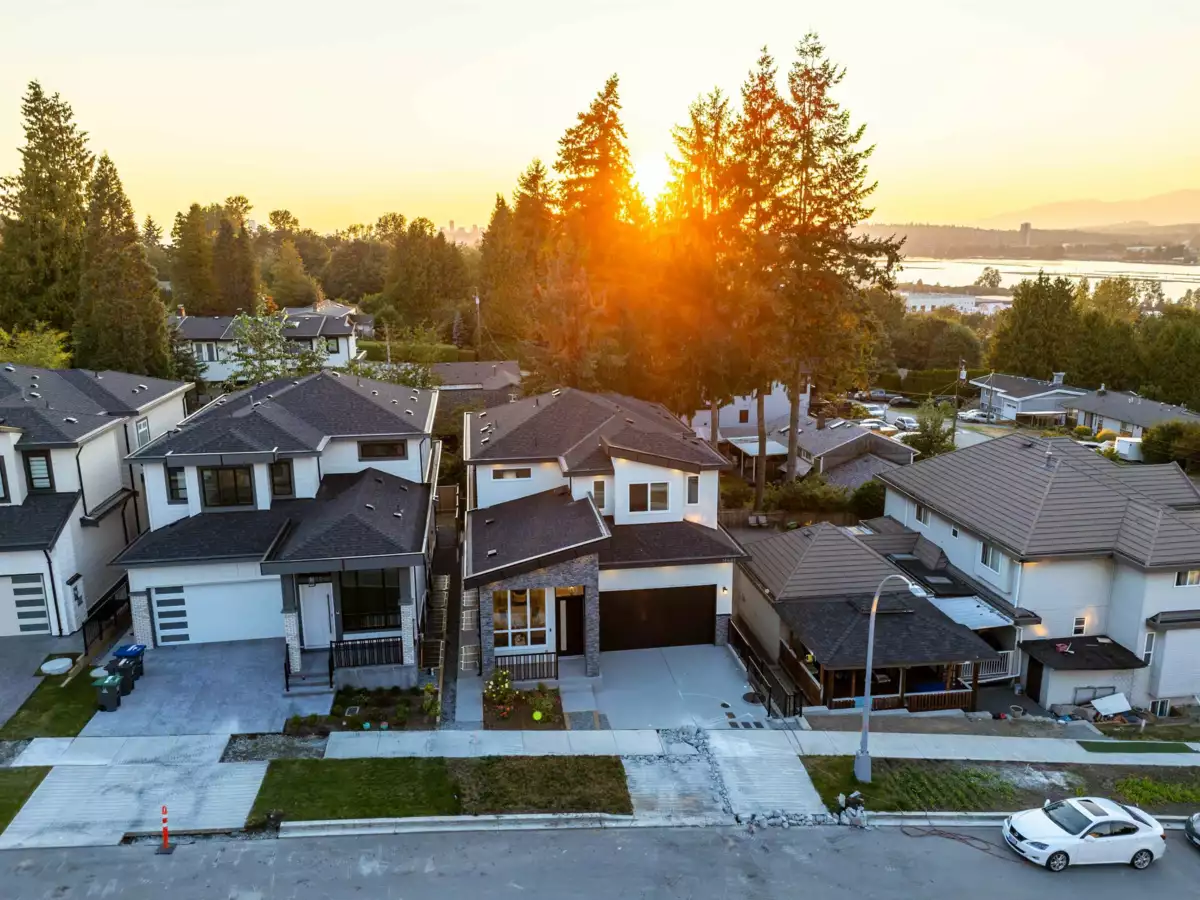 Hot Tub / Spa Photo of 11481 138a Street, Surrey, BC