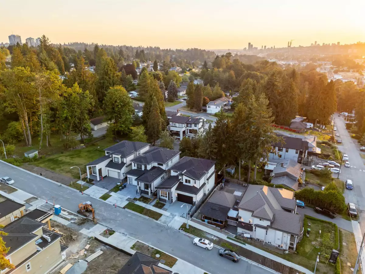 Outdoor Kitchen Photo of 11481 138a Street, Surrey, BC