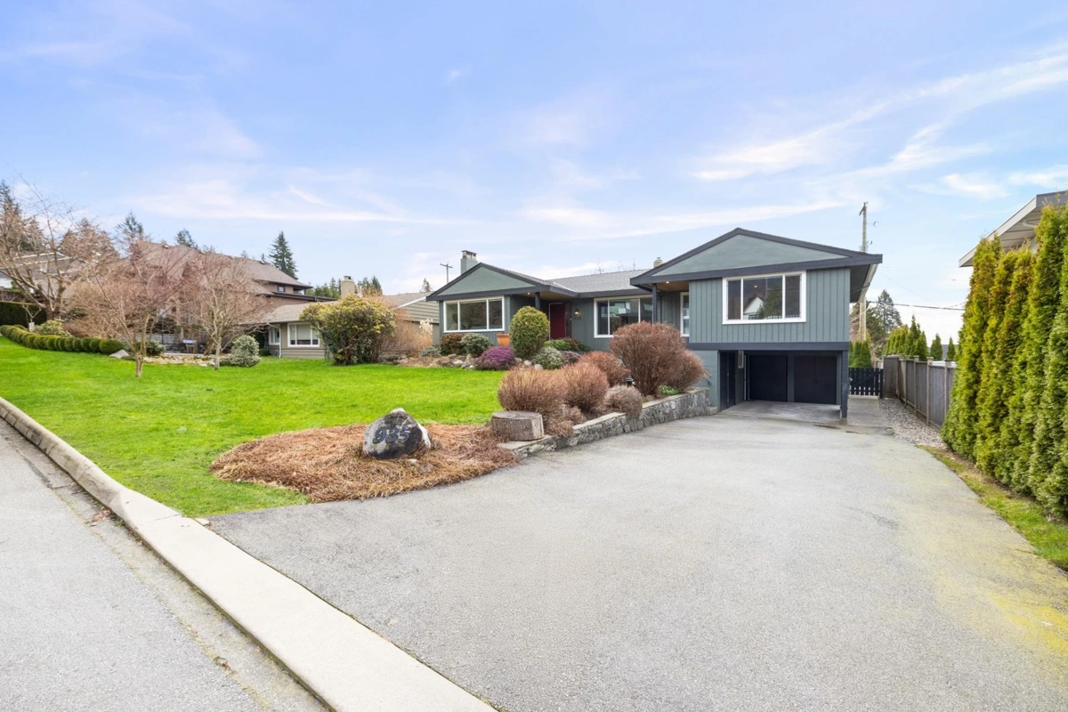 Street View Photo of 935 Beaconsfield Road, North Vancouver, BC