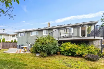 Outdoor Kitchen Photo of 935 Beaconsfield Road, North Vancouver, BC