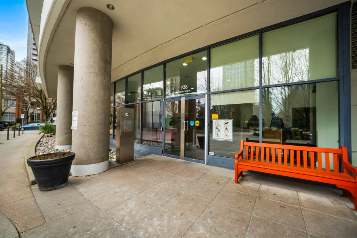 Outdoor Patio Photo of 3608 928 Beatty Street, Vancouver, BC