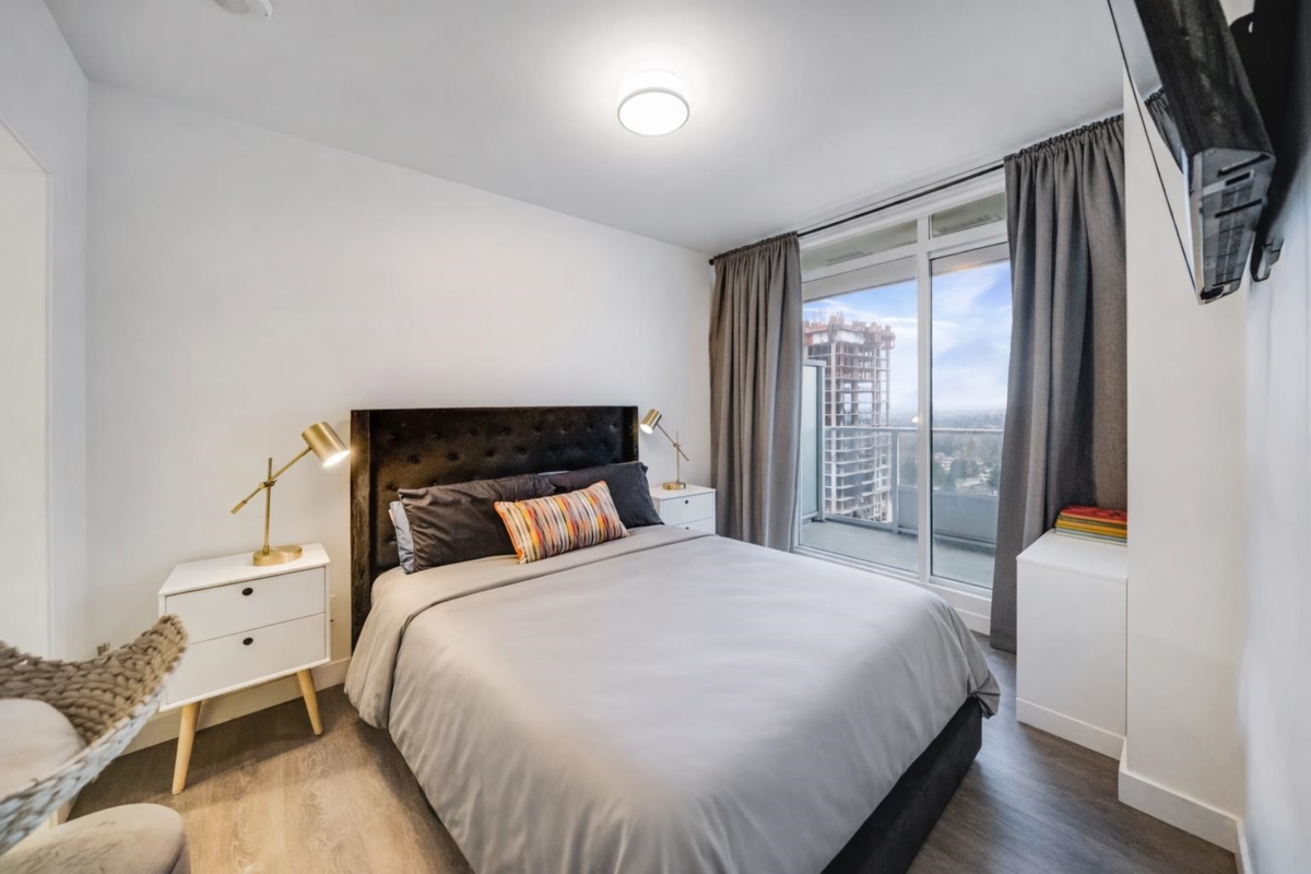 Breakfast Nook Photo of 1204 525 Foster Avenue, Coquitlam, BC