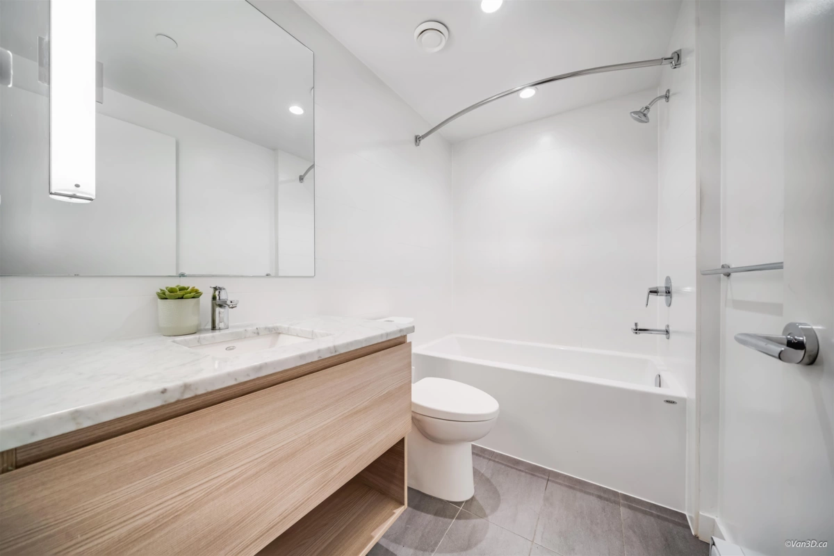 Kitchen Photo of 1204 525 Foster Avenue, Coquitlam, BC