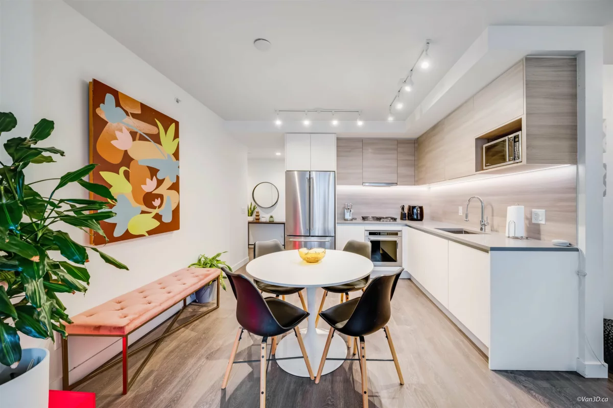 Living Room Photo of 1204 525 Foster Avenue, Coquitlam, BC