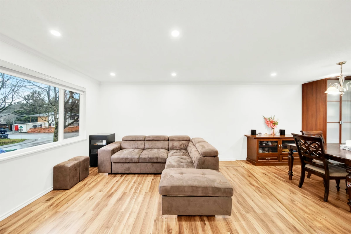 Garage Interior Photo of 6369 173a Street, Surrey, BC