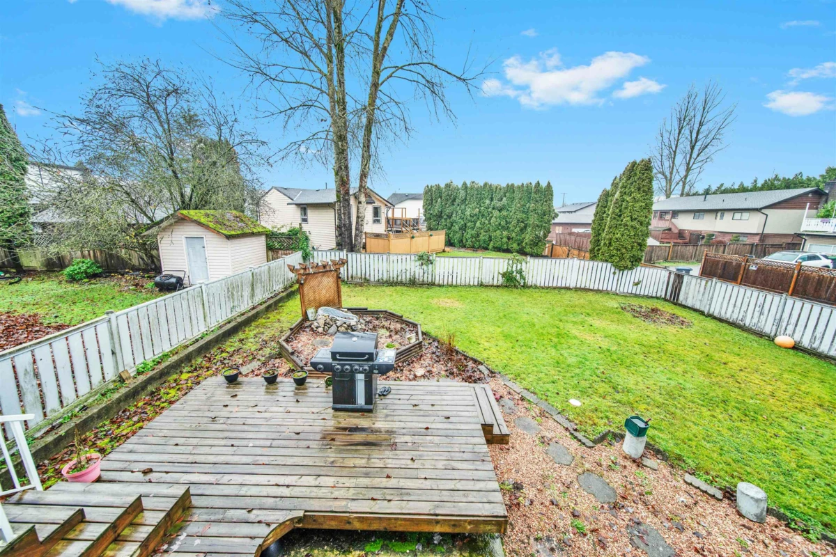 Hot Tub / Spa Photo of 6369 173a Street, Surrey, BC