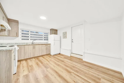 Basement Recreation Room Photo of 6369 173a Street, Surrey, BC