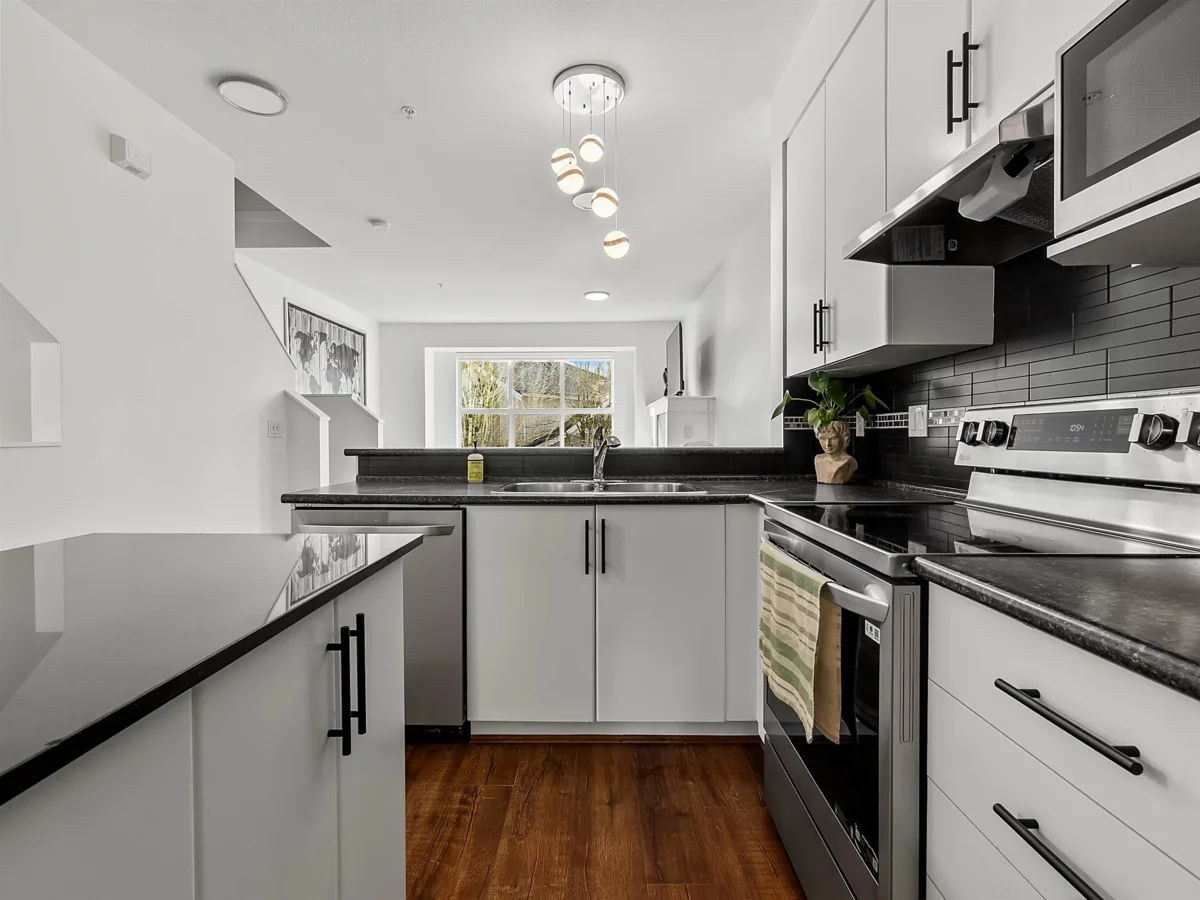 Bedroom 2 Photo of 2 20460 66 Avenue, Langley, BC