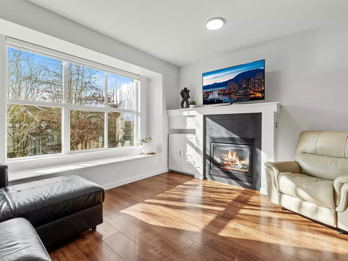 Office / Den Photo of 2 20460 66 Avenue, Langley, BC