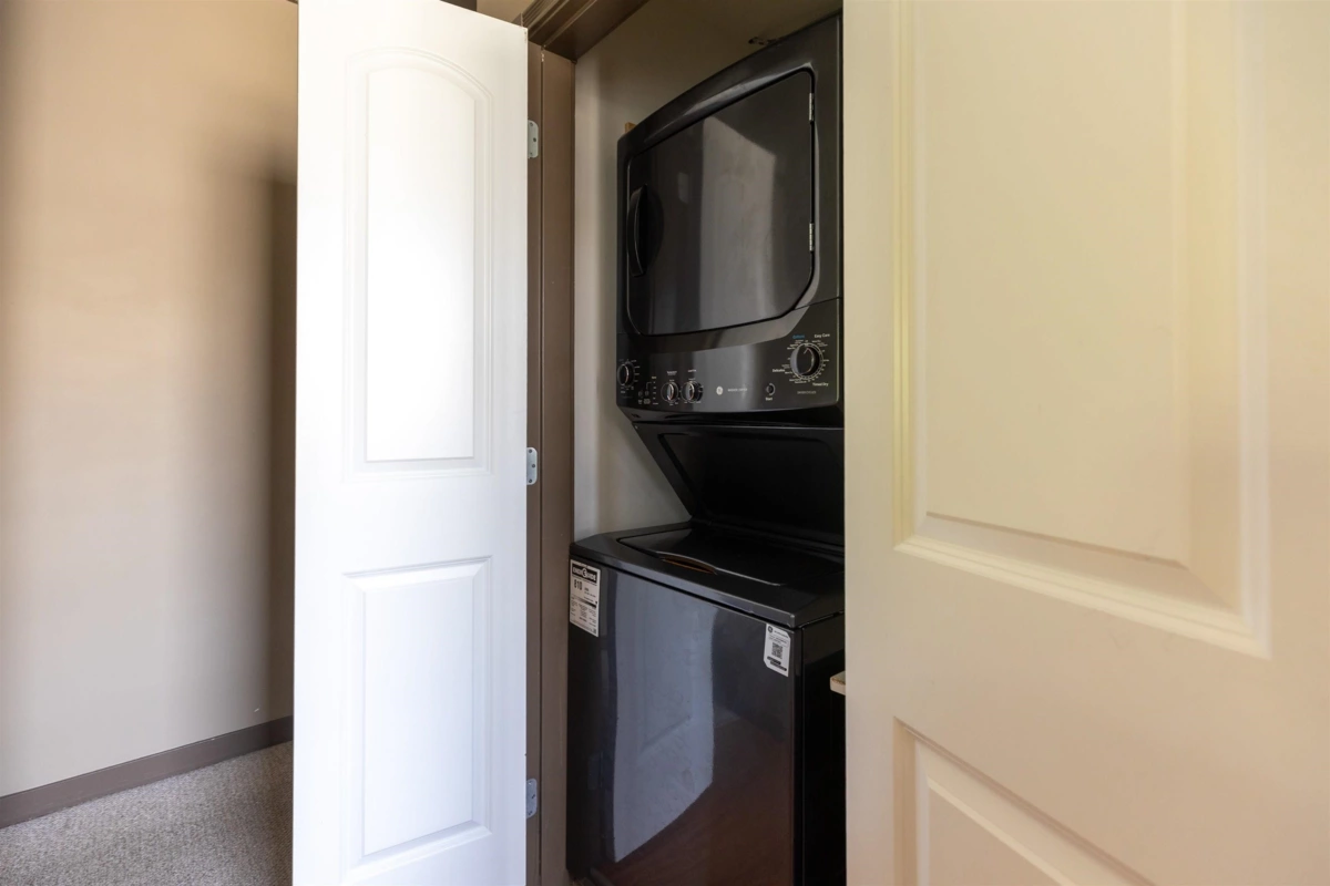 Basement Recreation Room Photo of 312 33485 South Fraser Way, Abbotsford, BC