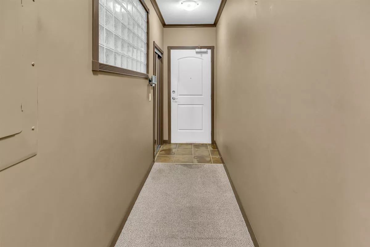 Dining Area Photo of 312 33485 South Fraser Way, Abbotsford, BC
