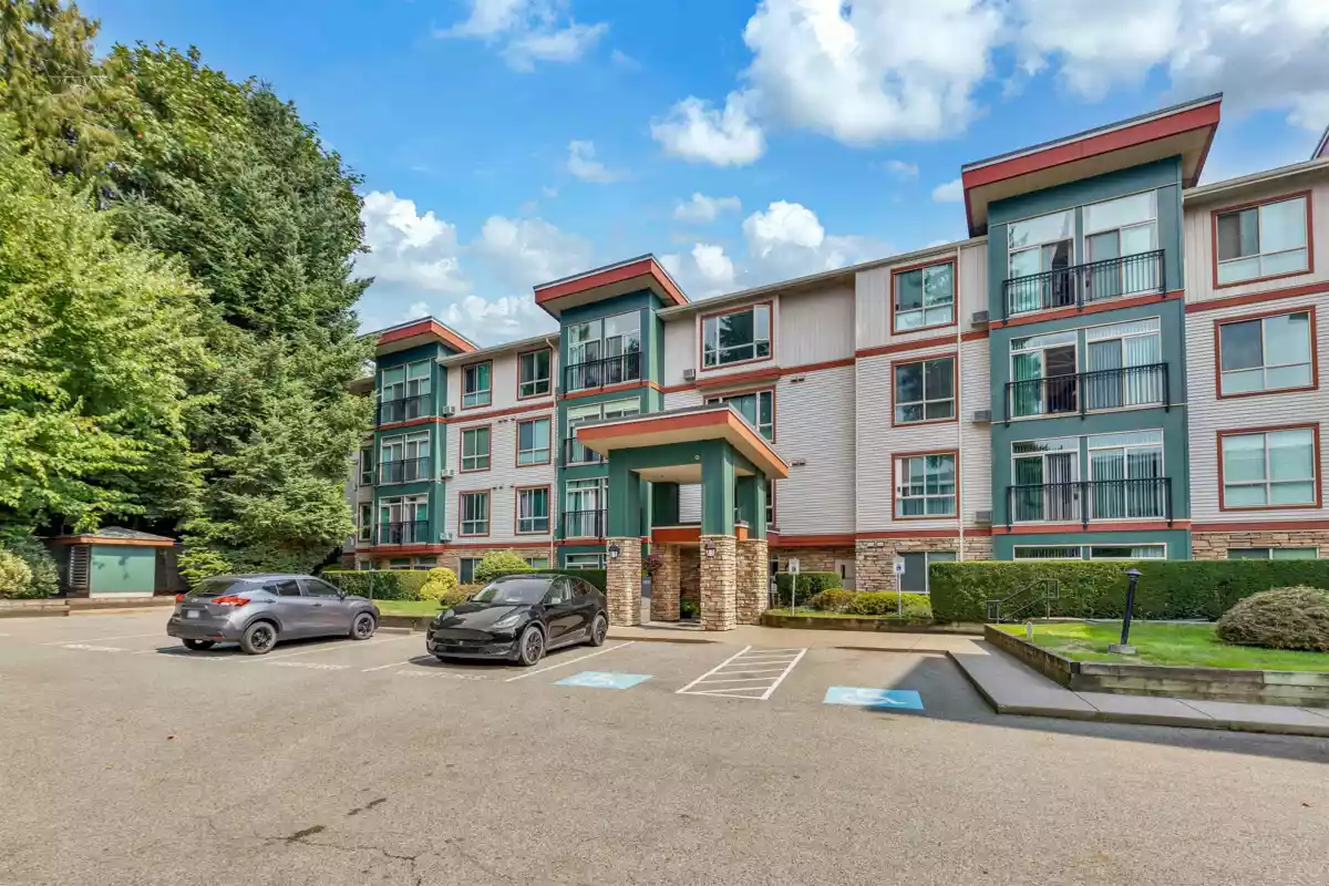 Exterior Rear Photo of 312 33485 South Fraser Way, Abbotsford, BC