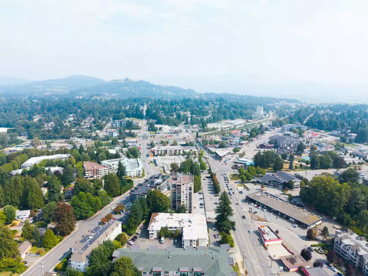 Hallway Photo of 312 33485 South Fraser Way, Abbotsford, BC