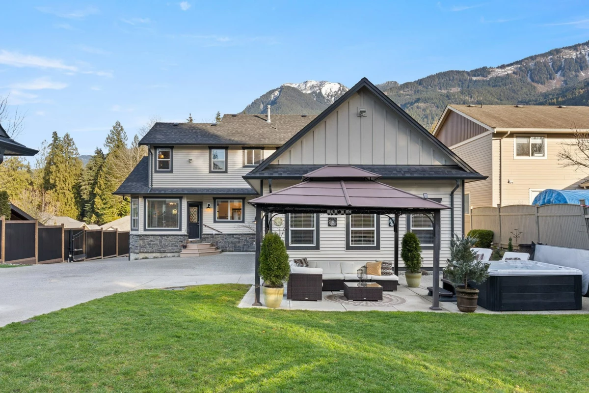 Hot Tub / Spa Photo of 10269 Wildrose Drive, Rosedale, BC