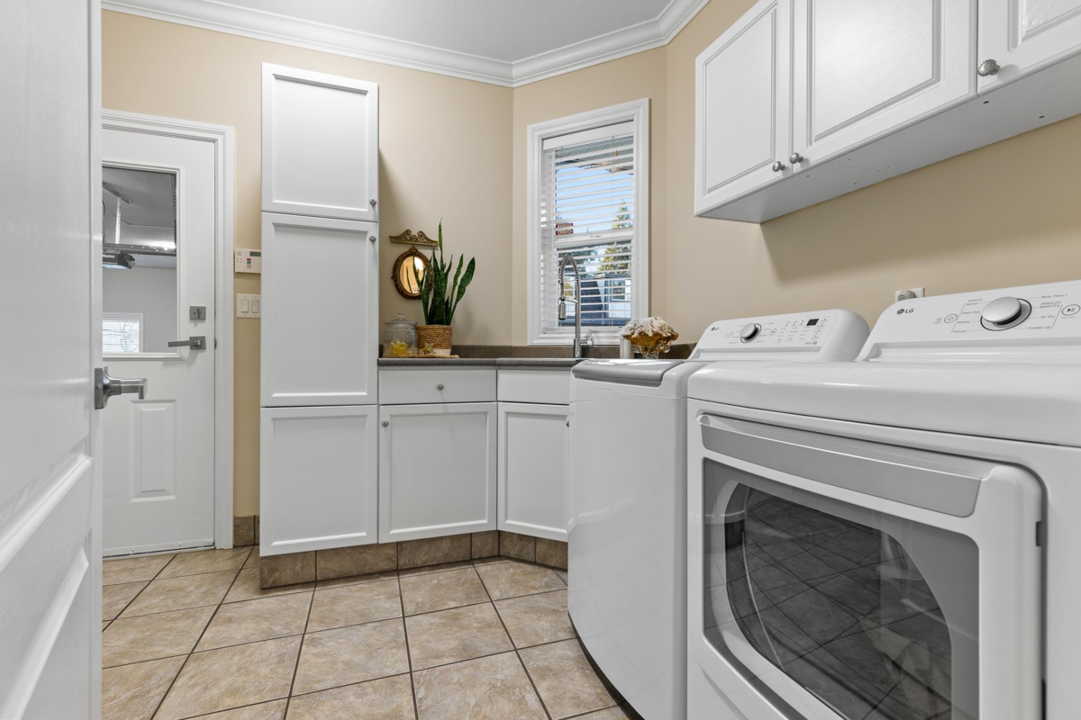 Outdoor Patio Photo of 10269 Wildrose Drive, Rosedale, BC