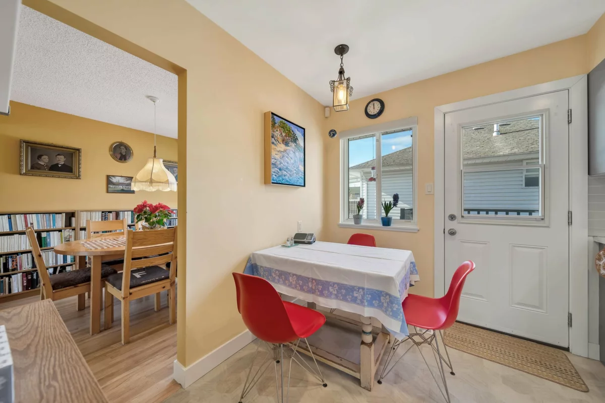 Bedroom 2 Photo of 11645 195a Street, Pitt Meadows, BC