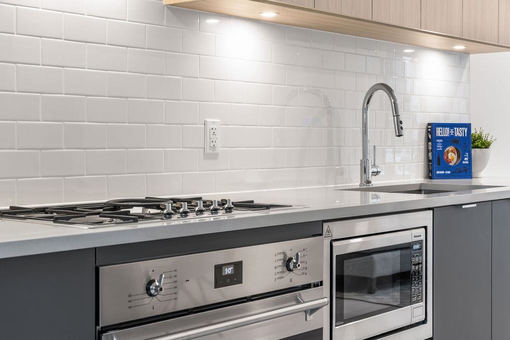 Dining Area Photo of 2425 Grant Street, Vancouver, BC