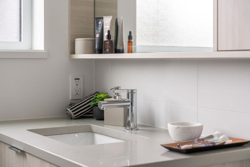 Laundry Room Photo of 2425 Grant Street, Vancouver, BC